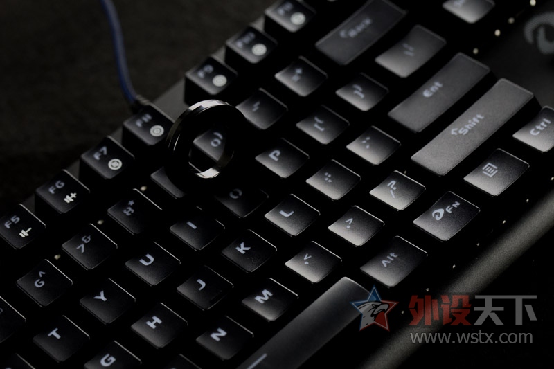 ۵ĺü-EK815 104RGBе