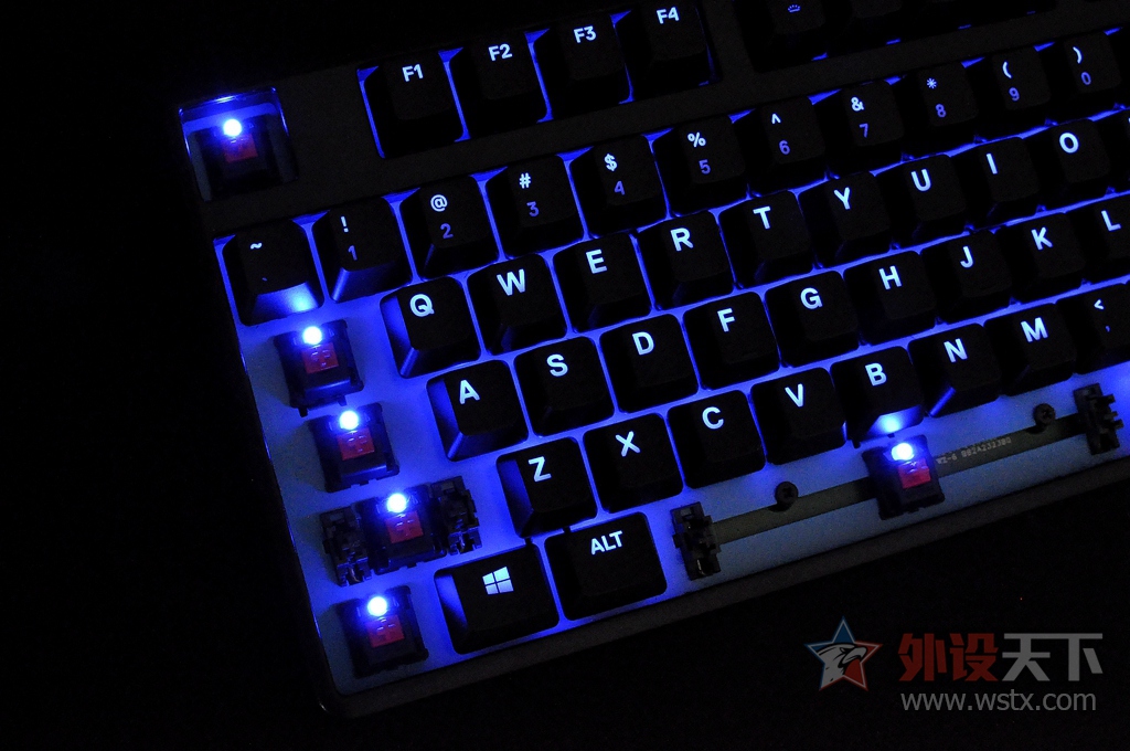 е̱׼䷶APEX M500 