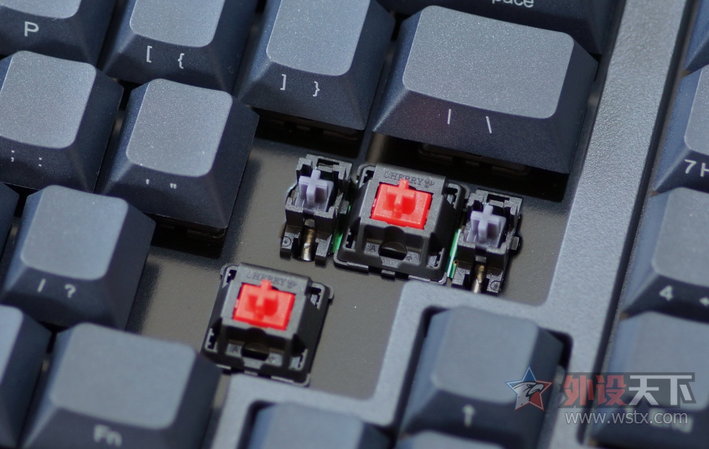 ��ת�ء�Leopold FC980M Navy�� ����