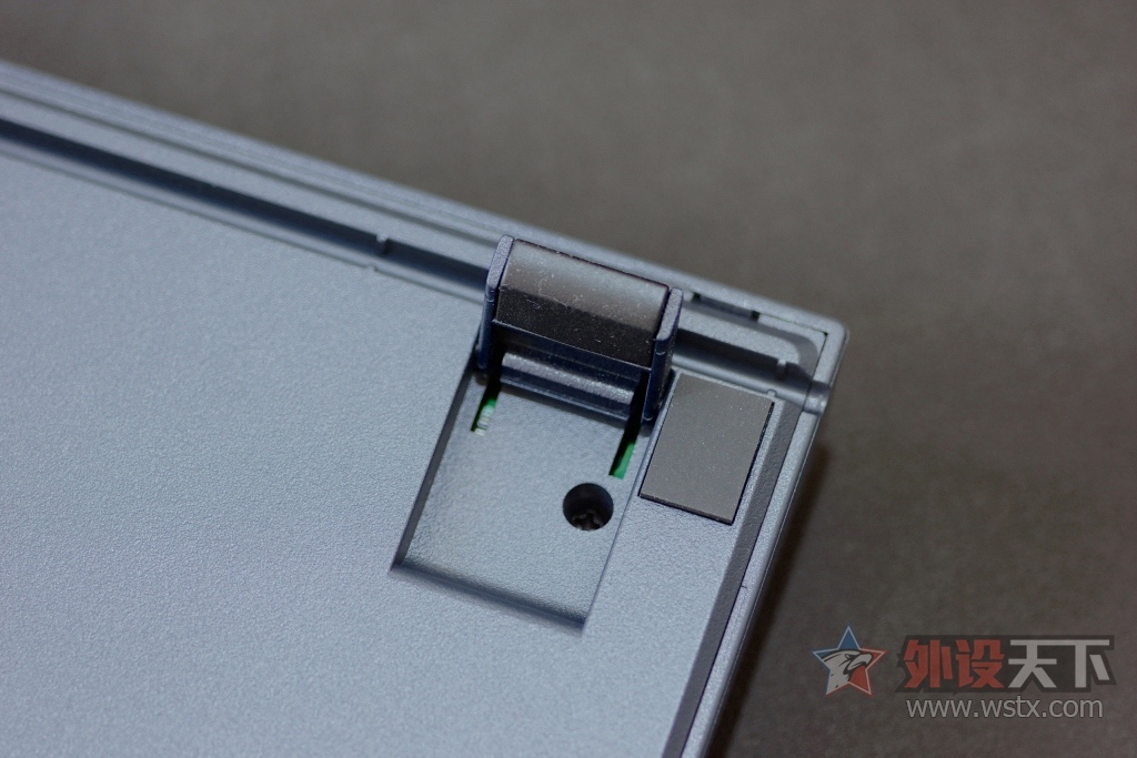 ��ת�ء�Leopold FC980M Navy�� ����