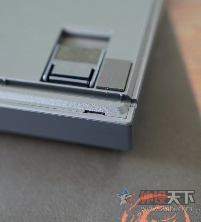 ��ת�ء�Leopold FC980M Navy�� ����