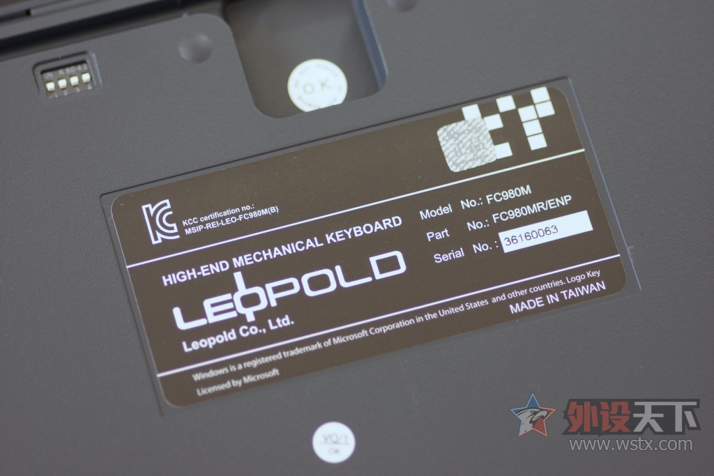 ��ת�ء�Leopold FC980M Navy�� ����