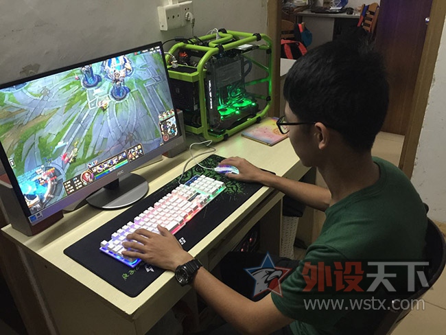 ����ˣ����ҵ����󾫹�һ�ŵ羺����