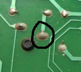 ���ʣ�Ϊʲô�еĳ���Ҫ��������۰���PCB�ϣ�