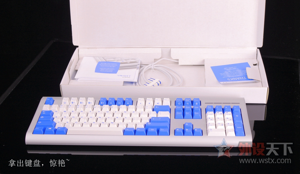 GMK UNIQEY Q100