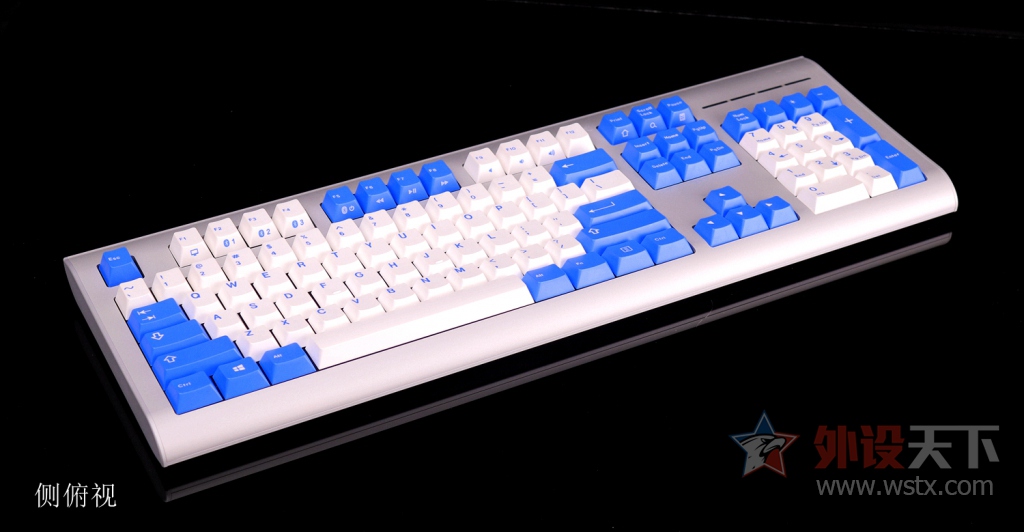 GMK UNIQEY Q100