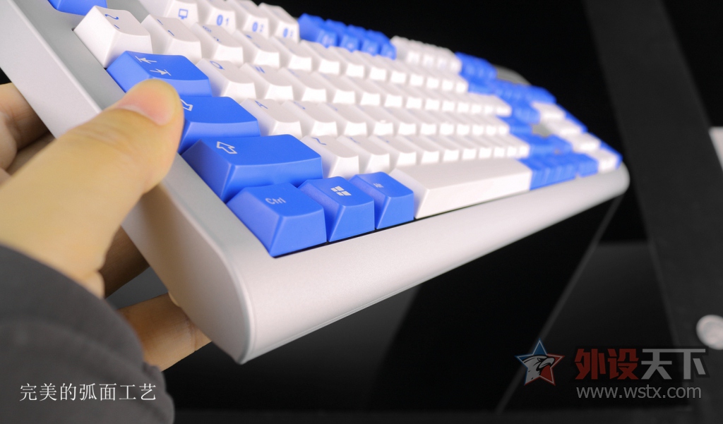 GMK UNIQEY Q100
