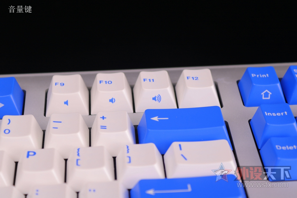 GMK UNIQEY Q100