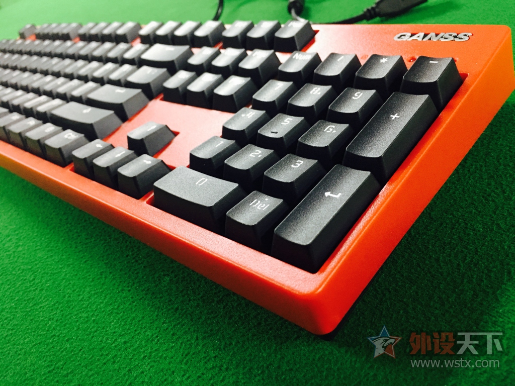 �����Ϸ�����--��˹G.S104 ���䲼�ֻ�е��������