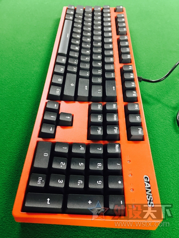 �����Ϸ�����--��˹G.S104 ���䲼�ֻ�е��������