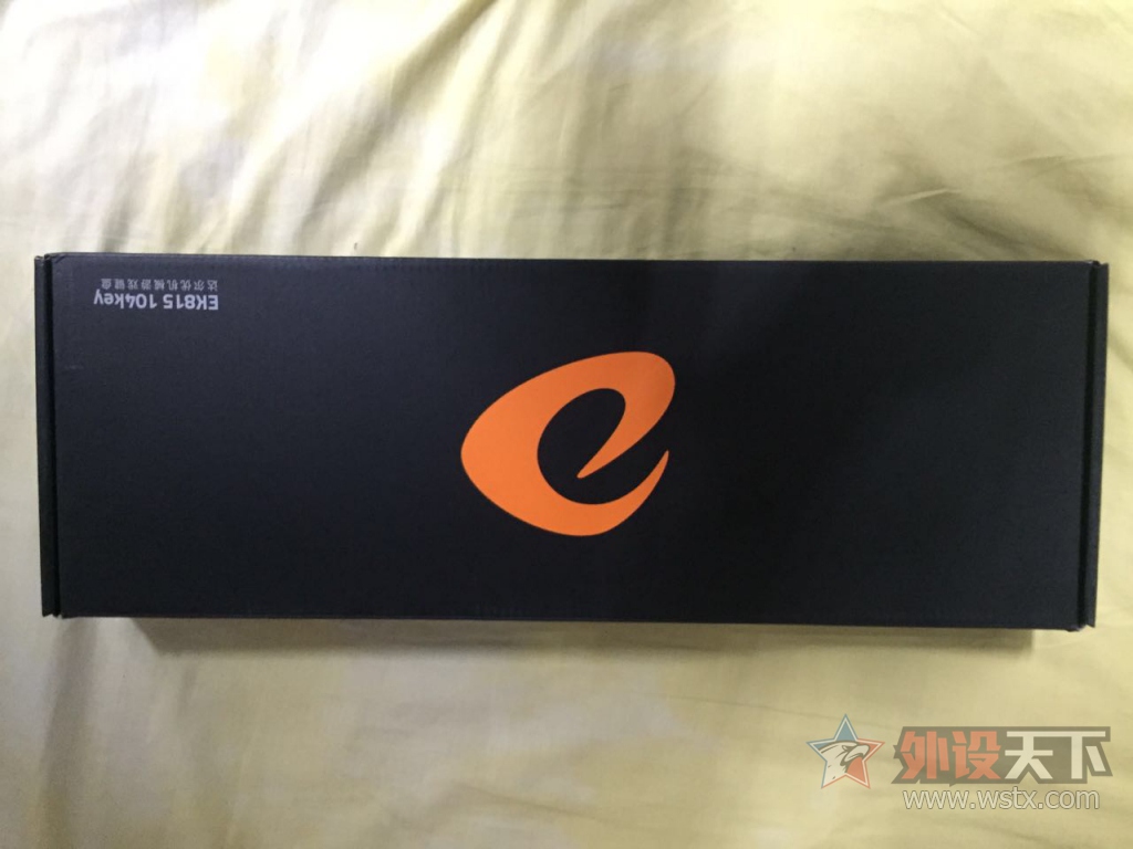 EK 815 ˮе  ûĸ