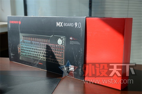 ���Δ[��Ʒ��Cherry MX board 9.0 RGB ��е���� ����