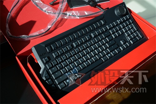 ���Δ[��Ʒ��Cherry MX board 9.0 RGB ��е���� ����