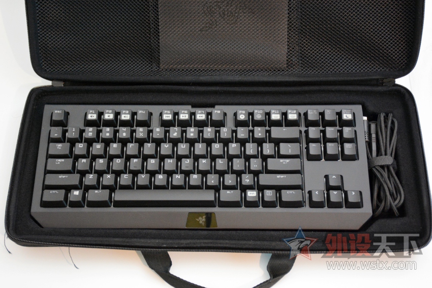 Razer���� �ڹѸ�֩�뾺���òʰ� 87�� ʹ�ò���