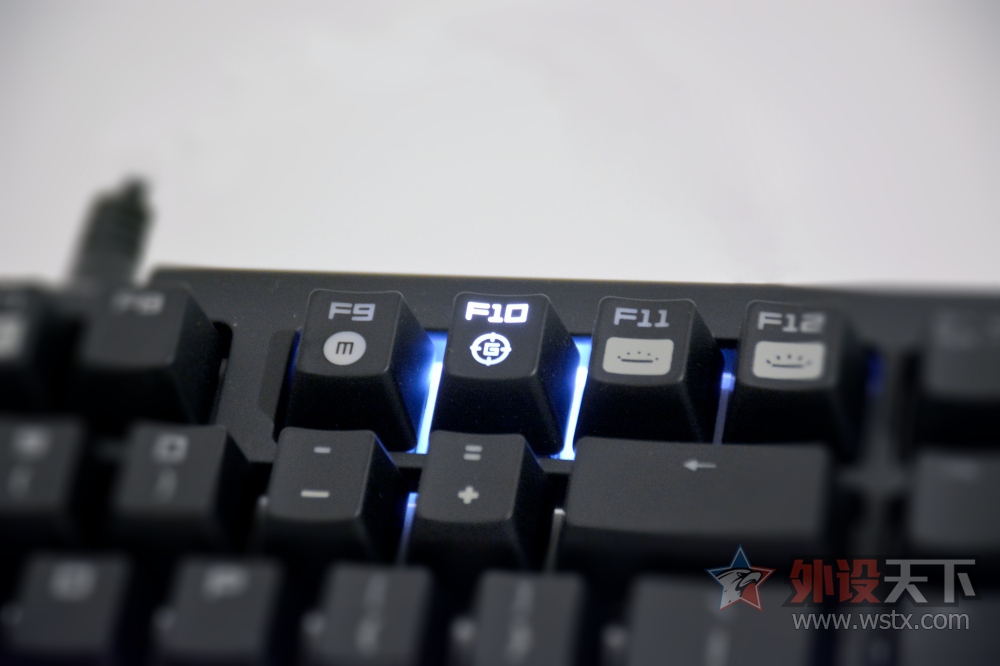 Razer���� �ڹѸ�֩�뾺���òʰ� 87�� ʹ�ò���