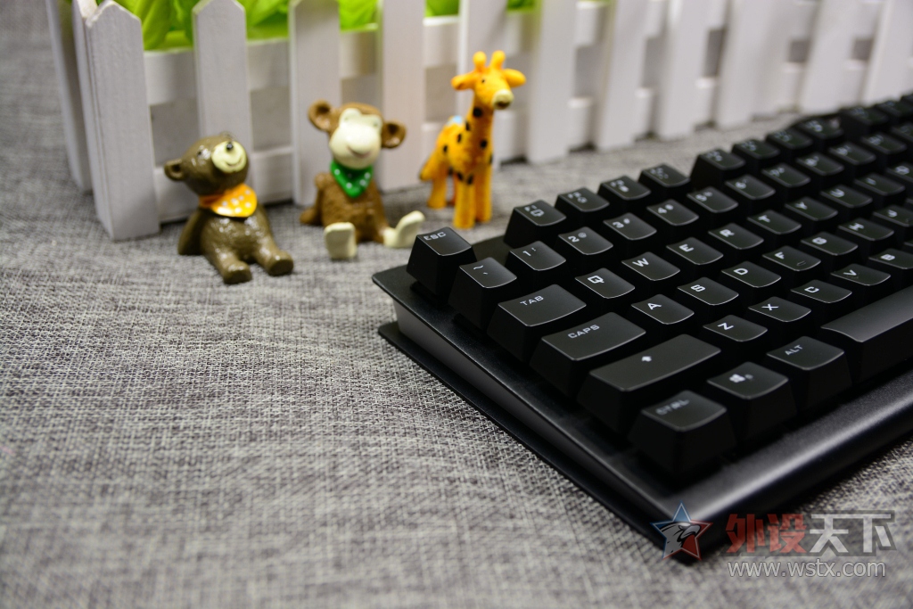 �Ͻ�սͧ�����ѶȽ���ʦTKM300��е��������