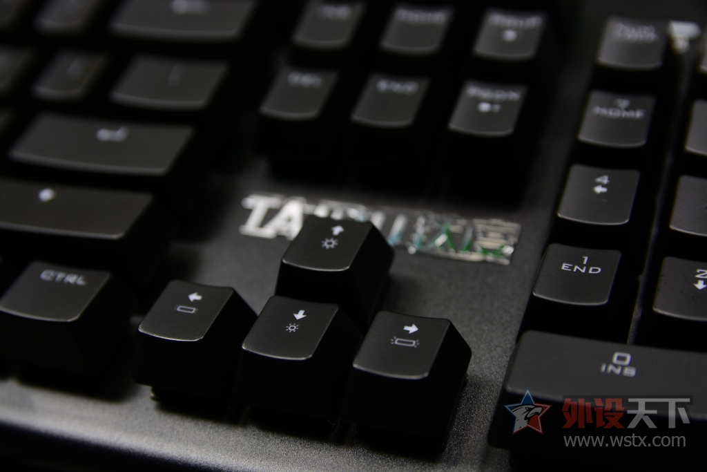 �Ͻ�սͧ�����ѶȽ���ʦTKM300��е��������