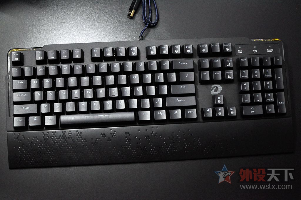 ˮ����ͷ�����м��֡��������EK815��е���̲�������