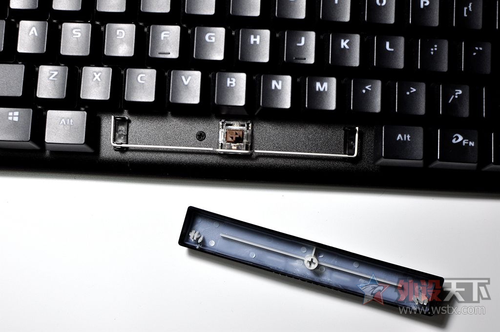 ˮ����ͷ�����м��֡��������EK815��е���̲�������