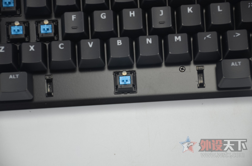 �ڴ����ߵ��׿���̣���ʿ��HyperX Alloy FPSӣ�������е��������