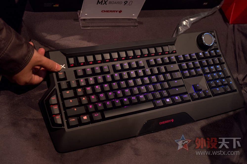 CHERRY MX BOARD 9.0����& 18��ħ�����������С��