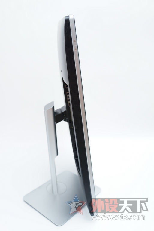 ��ͬ������۵�5K��ɫ����ʾ�� Dell UP2715K