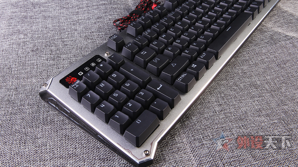 Ѫ������B845R��������RGB��е����ͼ��