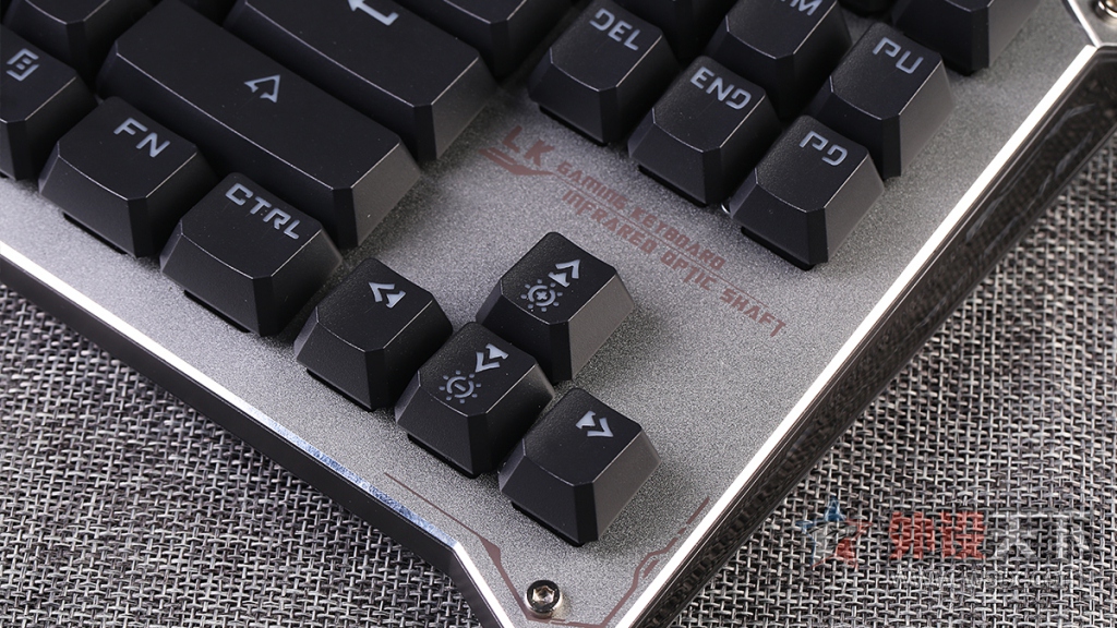 Ѫ������B845R��������RGB��е����ͼ��