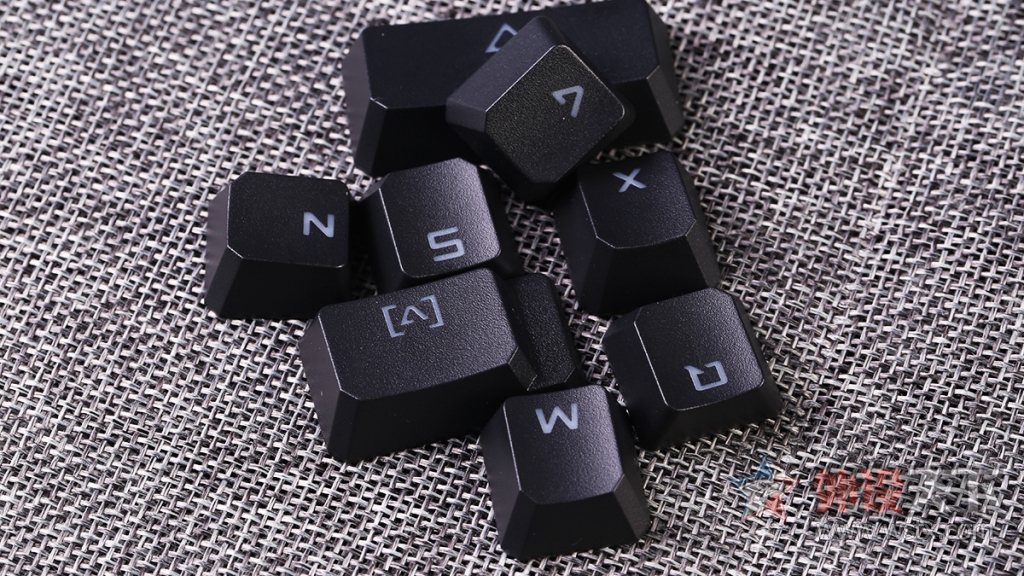 Ѫ������B845R��������RGB��е����ͼ��