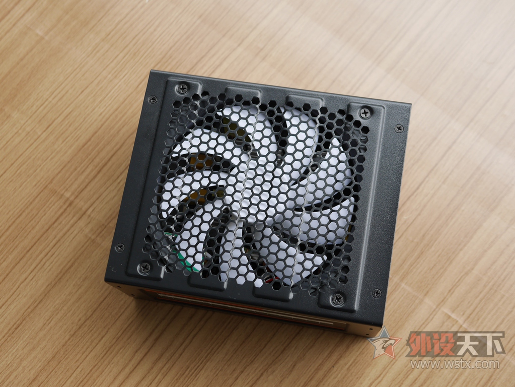 ��Ϸ����SURPASS SP500ȫģ��500W��Դ���̻����ְ�װ
