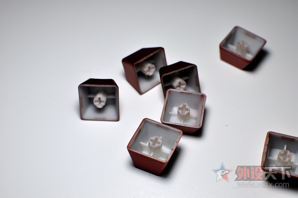 �����׿�磬��ŮҲ����Ů��������ALLOY��������е����