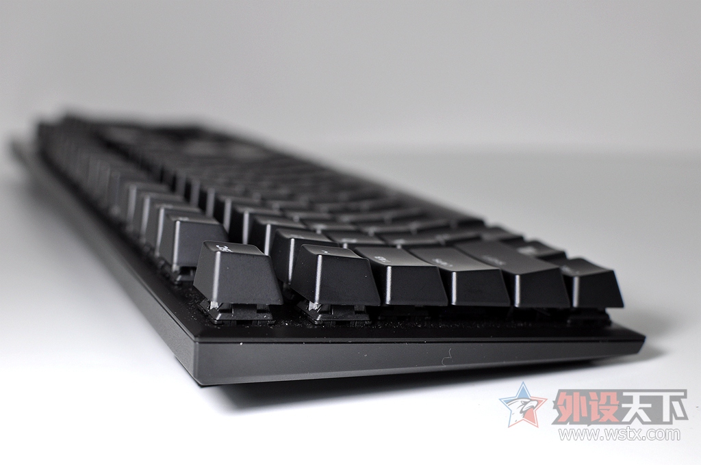 �����׿�磬��ŮҲ����Ů��������ALLOY��������е����