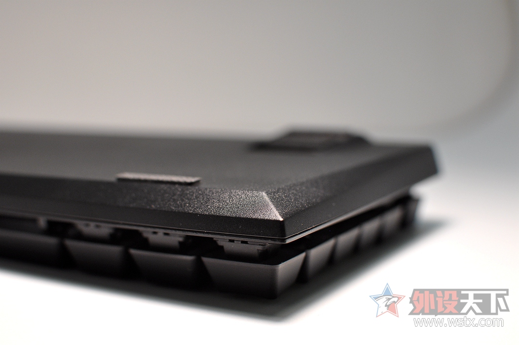 �����׿�磬��ŮҲ����Ů��������ALLOY��������е����