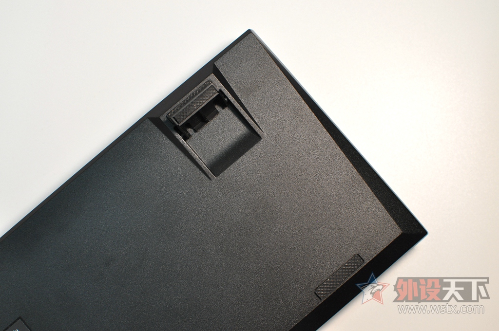 �����׿�磬��ŮҲ����Ů��������ALLOY��������е����