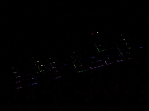  K70 RGB Rapidfire е 