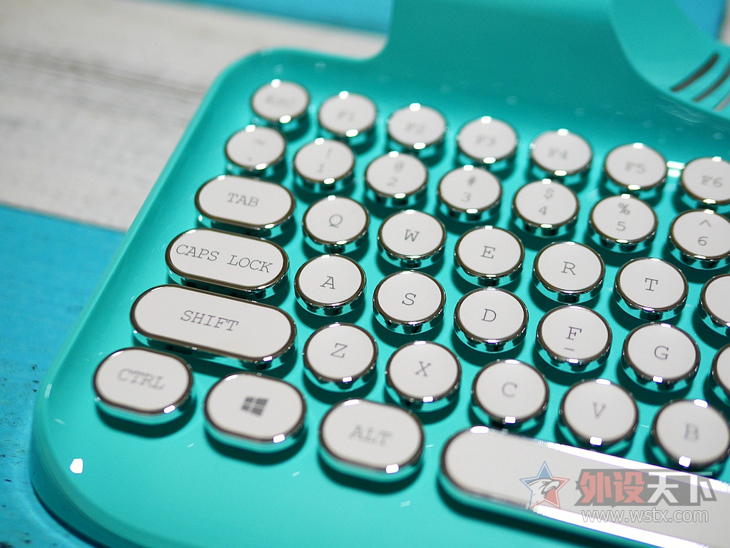 �������ŵ���û����� HELLBOY�������ʹ���ֻ�е��������