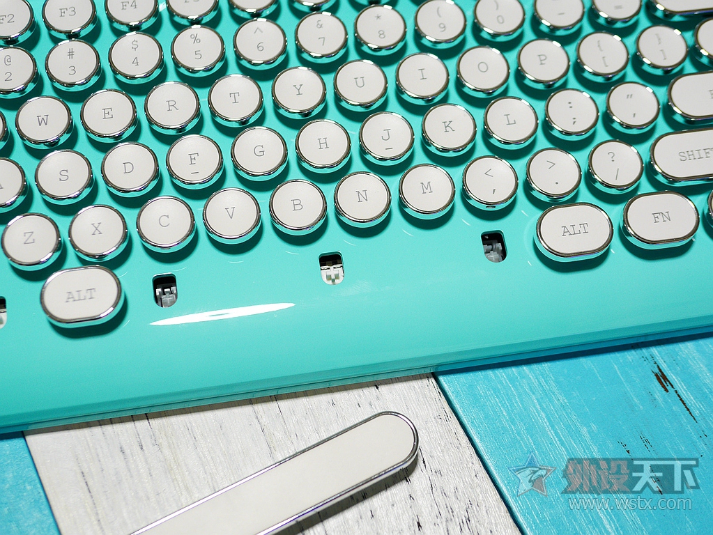 �������ŵ���û����� HELLBOY�������ʹ���ֻ�е��������