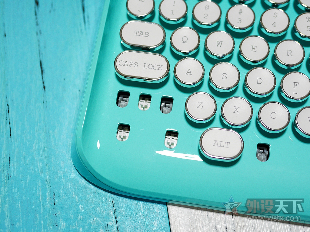 �������ŵ���û����� HELLBOY�������ʹ���ֻ�е��������