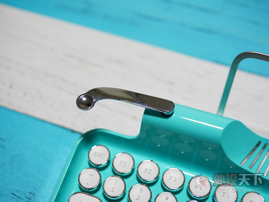 �������ŵ���û����� HELLBOY�������ʹ���ֻ�е��������