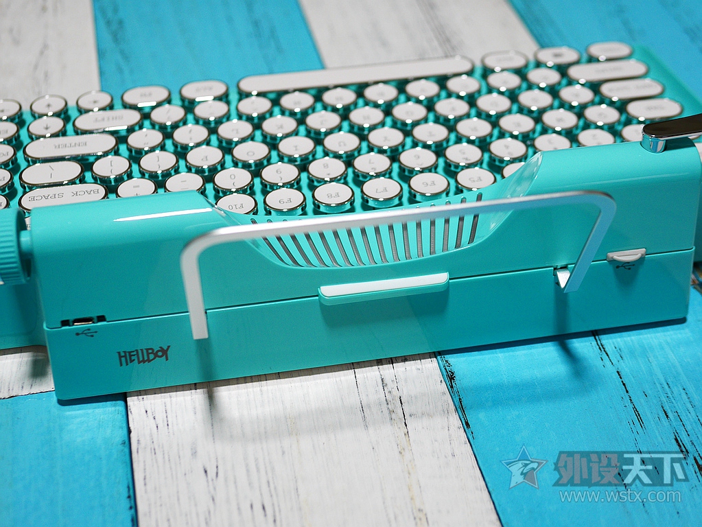 �������ŵ���û����� HELLBOY�������ʹ���ֻ�е��������