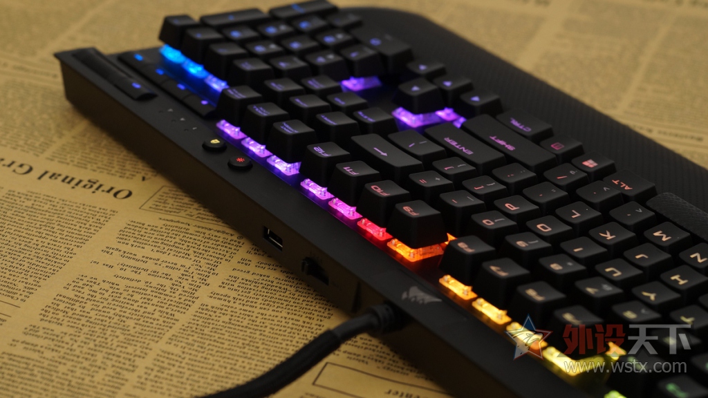  K70 RGB Rapidfire е 