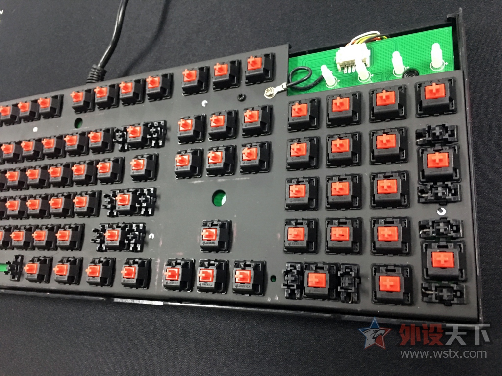 �����Ϸ�����--��˹G.S104 ���䲼�ֻ�е��������