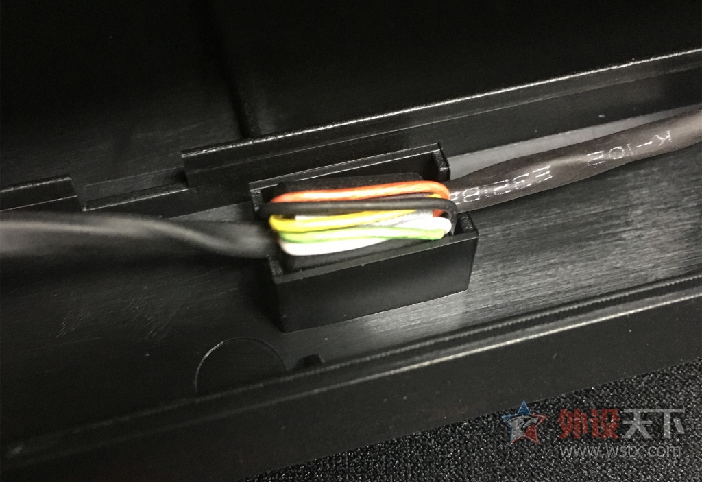 �����Ϸ�����--��˹G.S104 ���䲼�ֻ�е��������