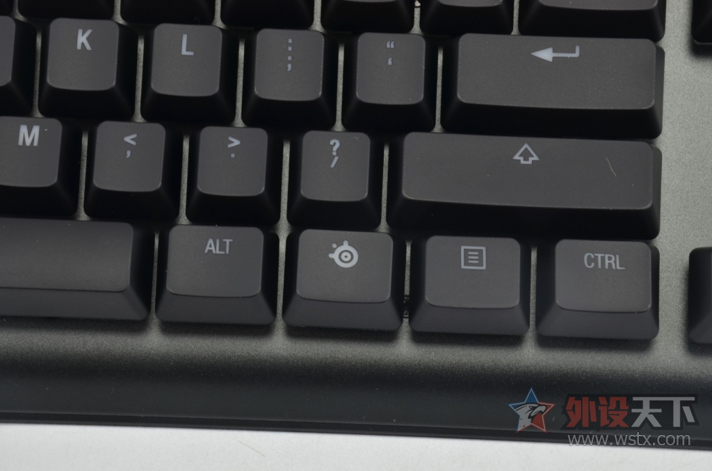 ����RGB��QX2�������������Ļ𻨣����APEX M650��е��������