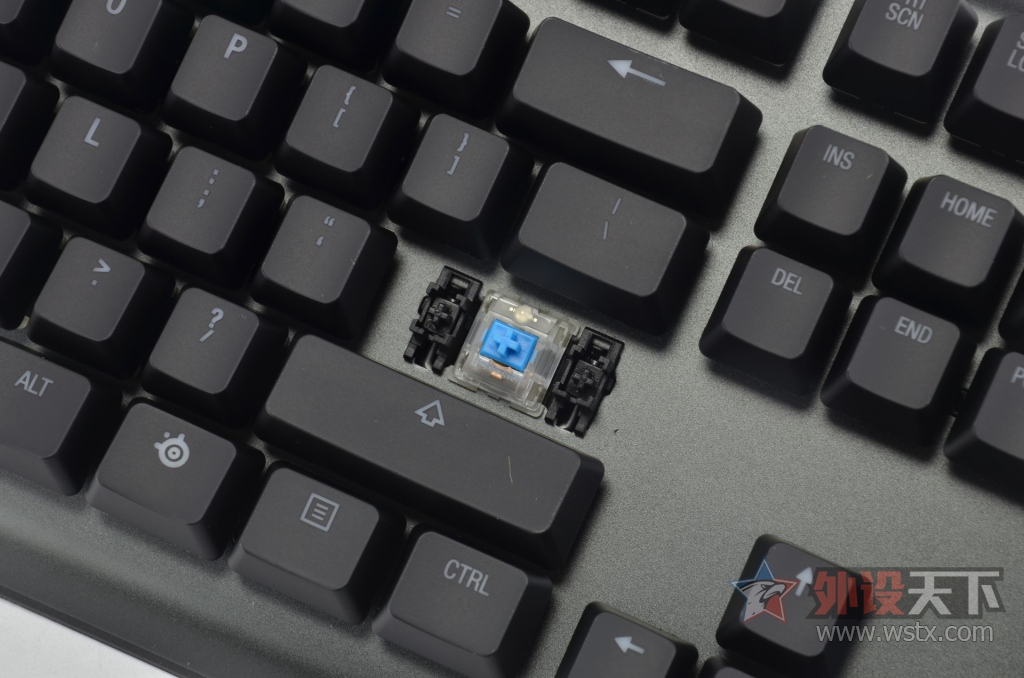 ����RGB��QX2�������������Ļ𻨣����APEX M650��е��������