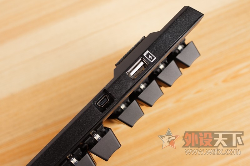 ��Ʒ������������ɫ����ʿ�� HyperX Alloy ������ ��е��������