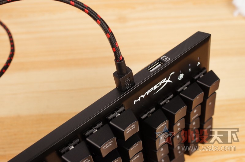 ��Ʒ������������ɫ����ʿ�� HyperX Alloy ������ ��е��������