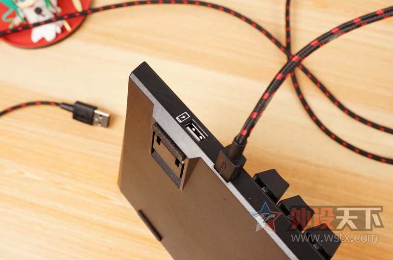 ��Ʒ������������ɫ����ʿ�� HyperX Alloy ������ ��е��������