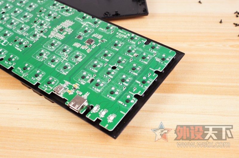 ��Ʒ������������ɫ����ʿ�� HyperX Alloy ������ ��е��������