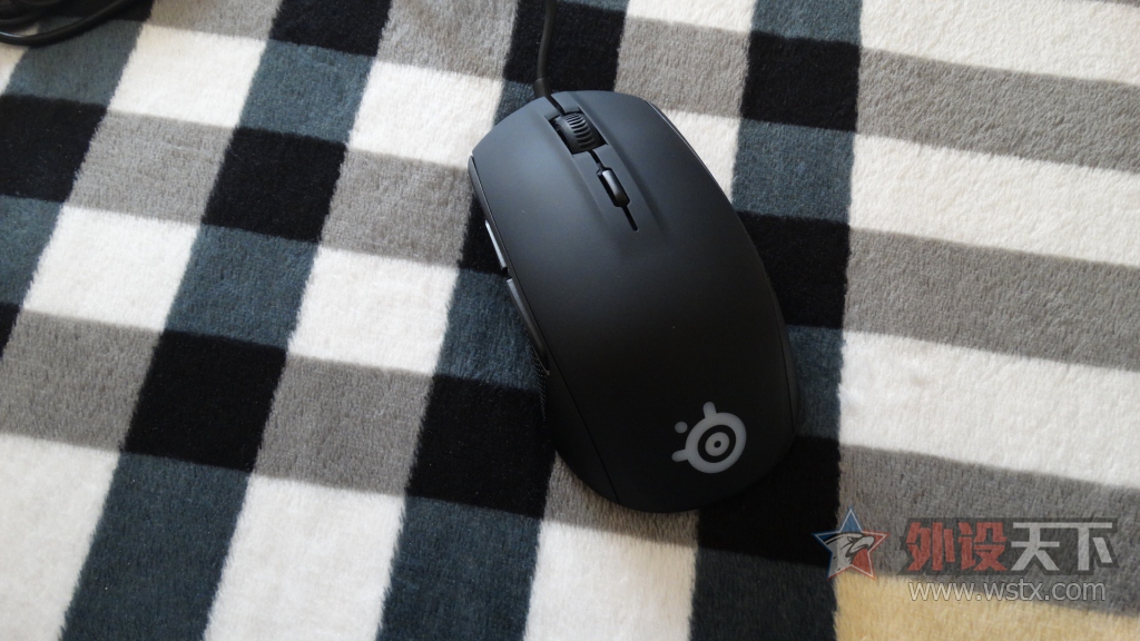 СSteelSeries RIVAL 100